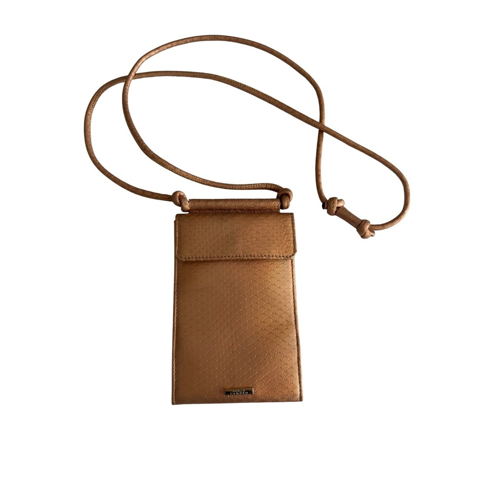 Vince Camuto Rose Gold Metallic Snakeskin Leather Crossbody Phone Wallet Bag